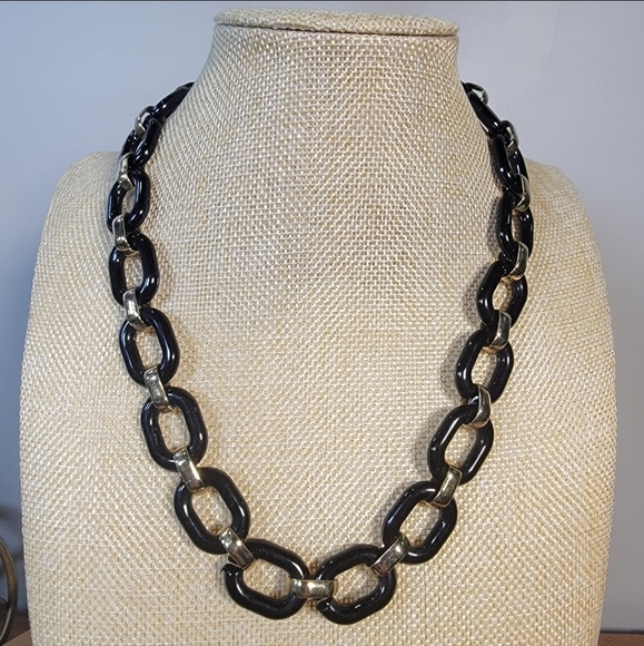 Black and Gold Tone Chain Link Necklace Classic Statement Chunky Resin - Picture 7 of 16